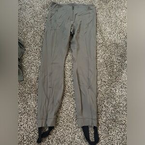 Lululemon pull on zip front HR pant in Nomad